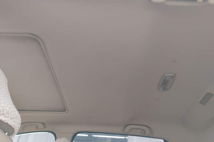 Used Baojun 730 2014 1.5L manual luxury trim 7 seats
