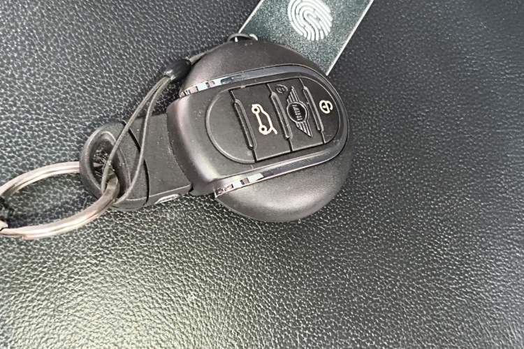 Used MINI 2018 1.5T COOPER Artist