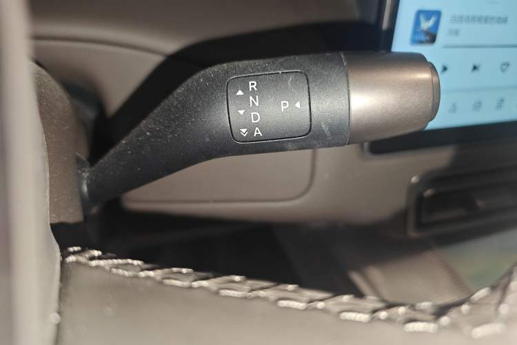 Used Li Auto MEGA 2024 Ultra Model