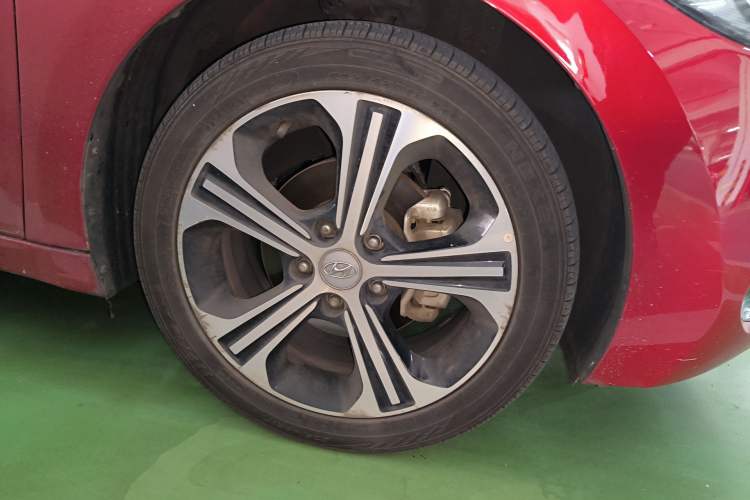 Used Hyundai Elantra (6th Generation / Lingdong) 2018 1.4T Dual-Clutch Xuan Dong · Dynamic Edition Right Front Wheel Hub