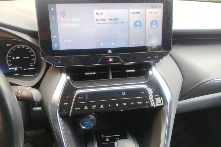 Used Toyota Harrier 2022 Dual-Engine 2.5L CVT Four-Wheel Drive Flagship Edition Audio And AC Panel