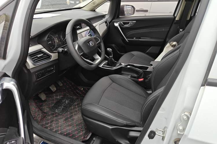 Used Geely Auto Vision X3 2020 1.5L Manual Happiness Edition