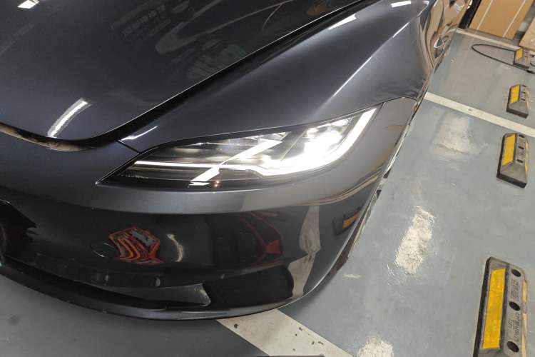 Used Tesla Model 3 2023 Rear-Wheel-Drive Version
