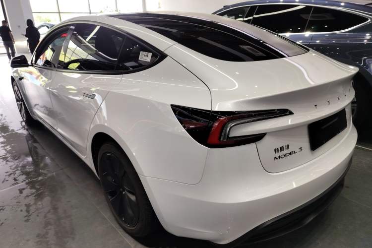 Used Tesla Model 3 2025 Rear-Wheel-Drive Version Rear Left 45 Deg