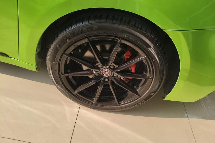 Used MG 6 2020 1.5T Automatic Trophy Smart Drive Flagship Edition Right Front Wheel Hub