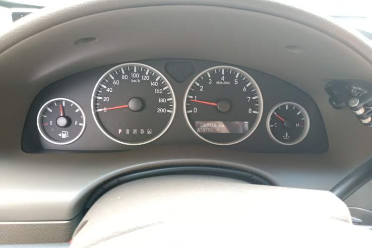 Used Buick GL8 2012 2.4L BASE Comfort Edition Instrument Cluster