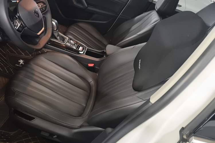 Used Peugeot 408 2022 1.6T Light-Chasing Edition Left Front Seat