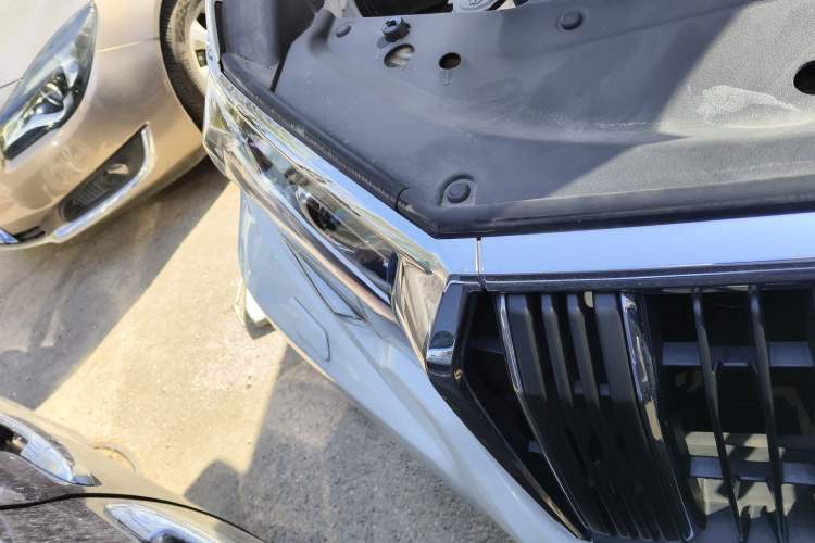 Used Toyota Prado 2018 3.5L Automatic TX-L with Rear-Mounted Spare Tire
