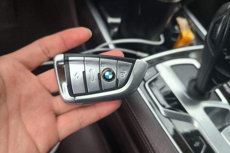 Used BMW 7 Series 2016 730Li Leading Model
