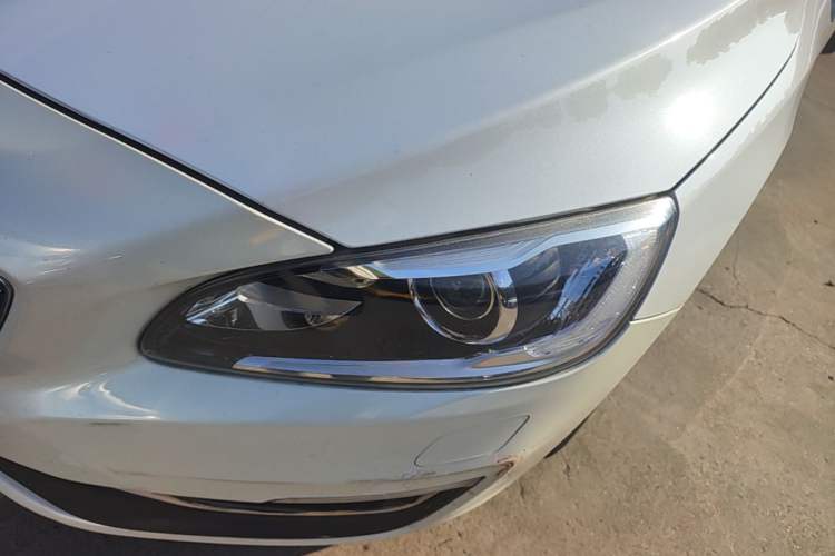 Used Volvo S60 2015 S60L 2.0T Zhiyuan Edition
