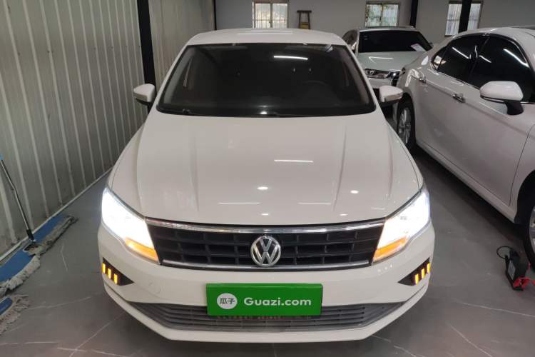 Used Volkswagen Jetta 2017 1.5L Automatic Fashion Model