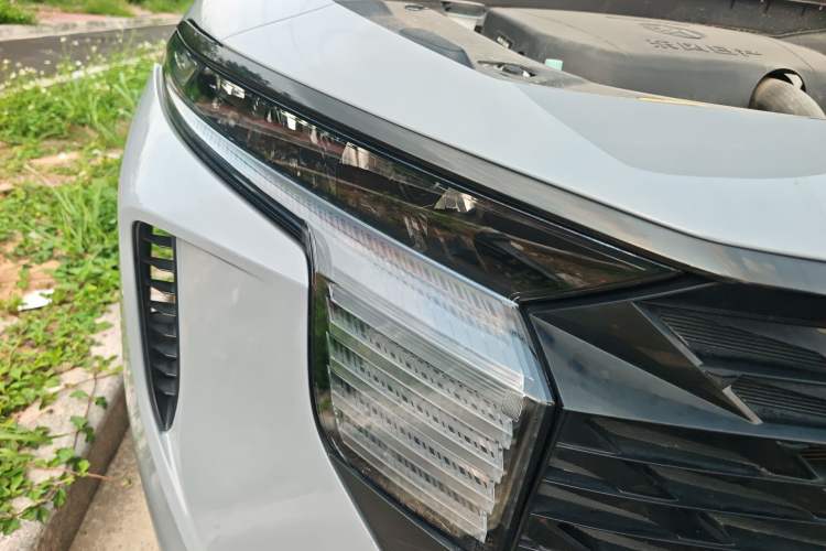 Used Venucia V 2021 260T Idol Edition Right Front Headlight