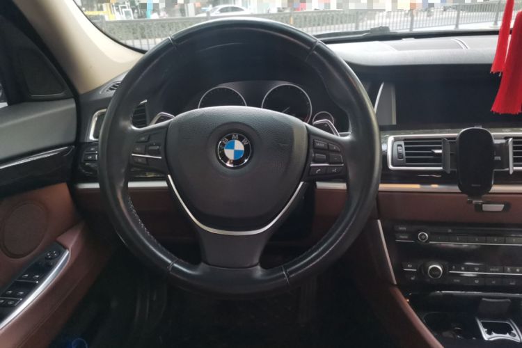 Used BMW 5 Series GT 2014 535i Leading Model