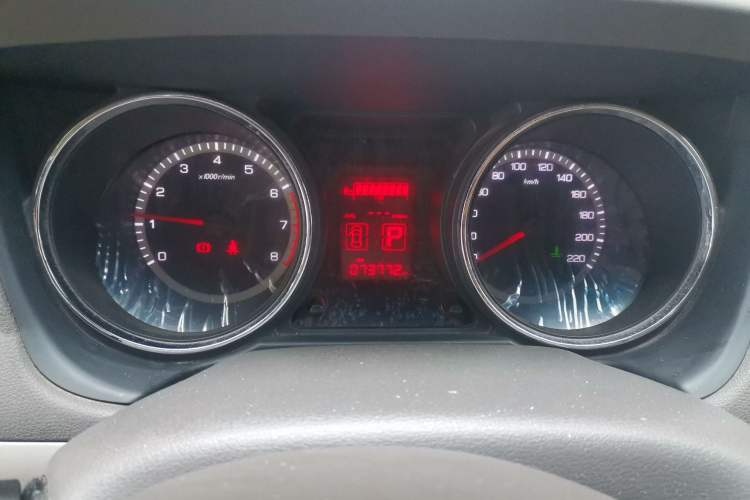 Used Dongfeng Aeolus A60 2012 2.0L CVT Luxury Version
