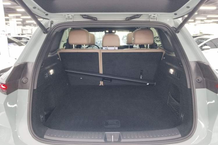 Used Li Auto L6 2025 Max Smart Refresh Edition Trunk