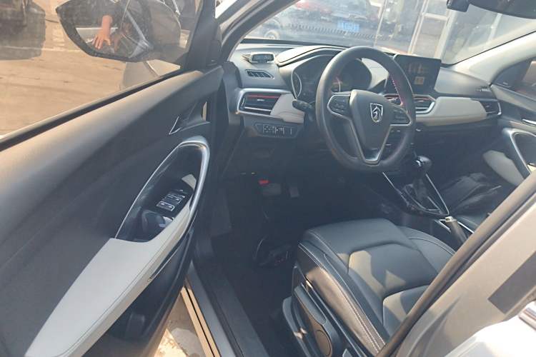 Used Baojun 530 2019 1.5T CVT Luxury 7-seater China VI