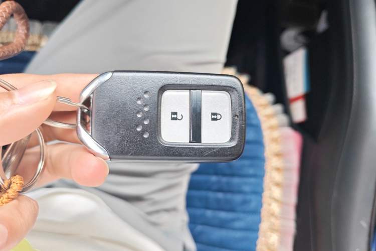 Used Honda Vezel 2017 1.8L CVT Front-Wheel Drive Pioneer Edition
