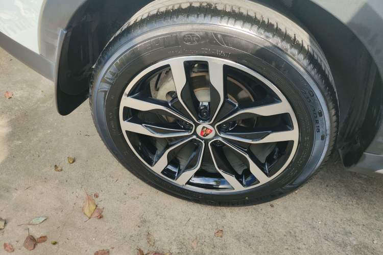 Used Roewe RX5 2018 20T Two-Wheel Drive Automatic Internet Smart Edition