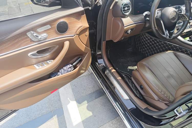 Used Mercedes-Benz E-Class 2021 E 300 L Stylish Model
