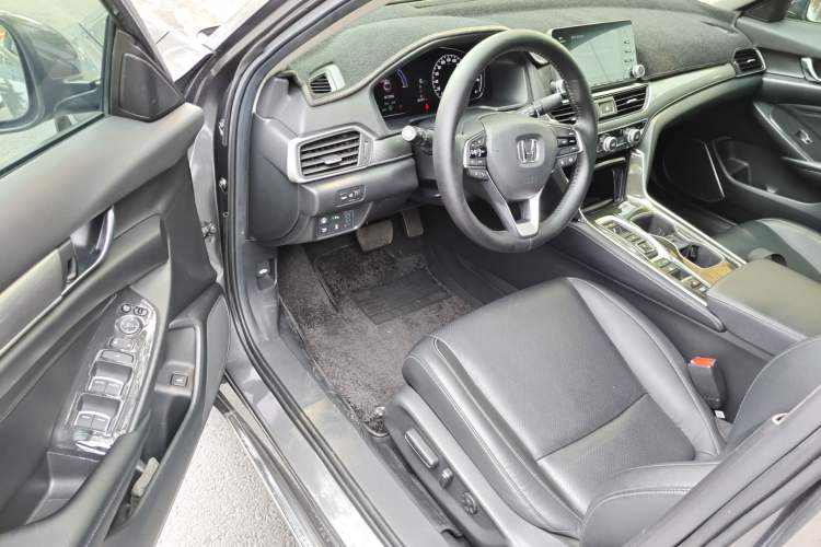 Used Honda Accord 2018 Rui Hybrid 2.0L Rui Ling Edition China VI
