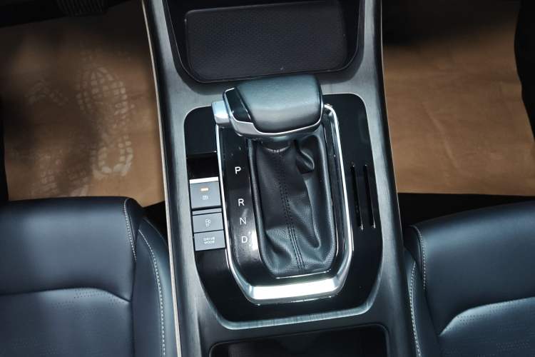 Used CHANGAN CS55PLUS 2022 2nd Generation 1.5T DCT Luxury Version Gear Lever