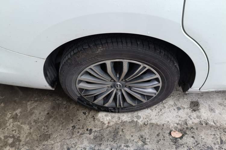 Used GAC Trumpchi M6 2019 270T DCT Luxury Edition (7-seater) China VI Right Rear Wheel Hub