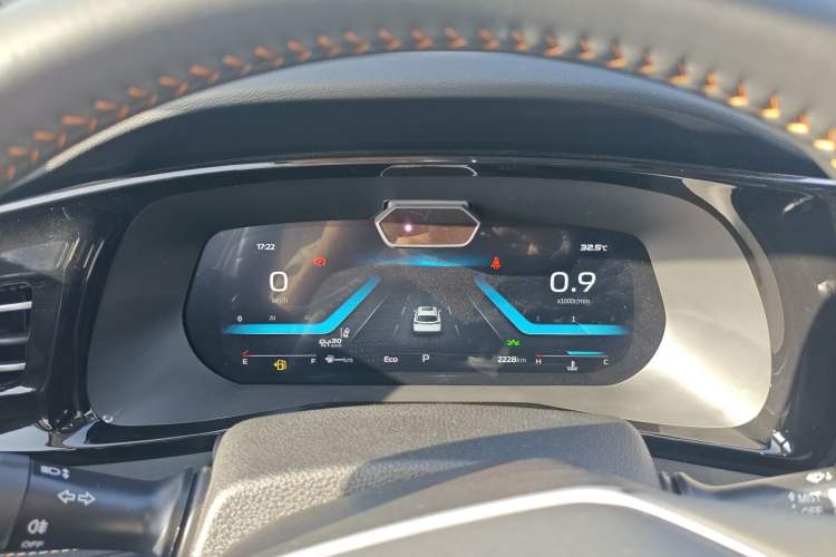 Used Changan X7 PLUS 2024 1.5T Automatic Luxury 7-Seater
