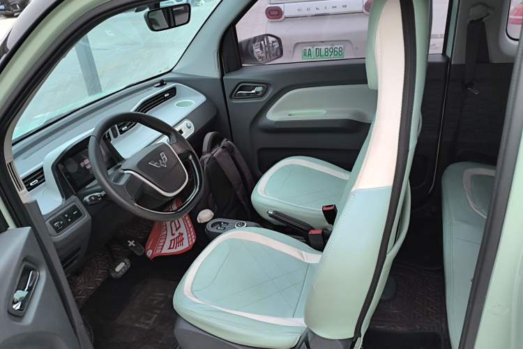 Used Wuling Hongguang MINIEV 2022 Macaron Premium Model – Lithium Iron Phosphate
