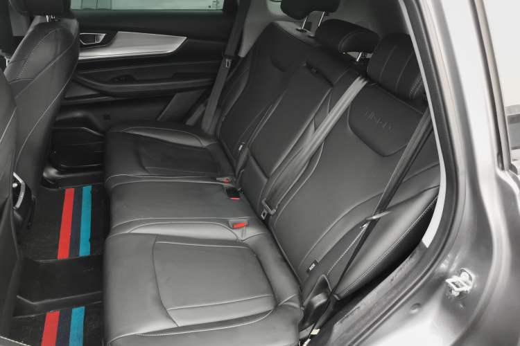 Used Chery Tiggo 8 2021 Kunpeng Edition 290TGDI Automatic Zhubfeng+ Version Left Rear Seat