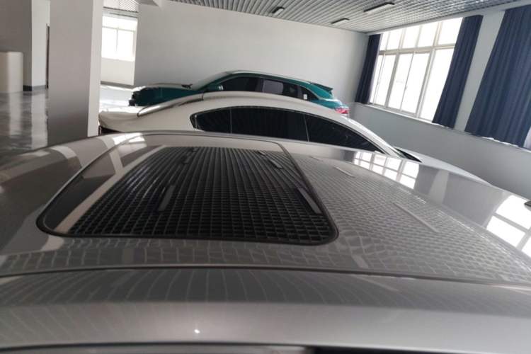 Used Toyota Corolla 2017 Revised Dual-Engine 1.8L E-CVT Leading Edition
