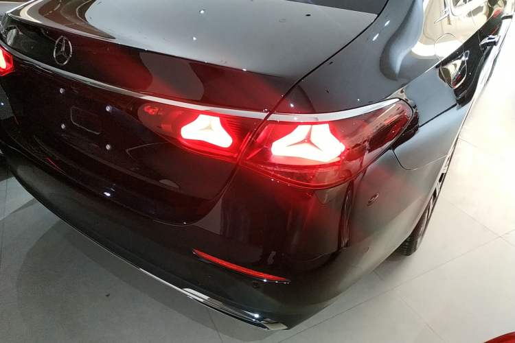 Used Mercedes-Benz E-Class 2024 E 300 L Luxury Model
