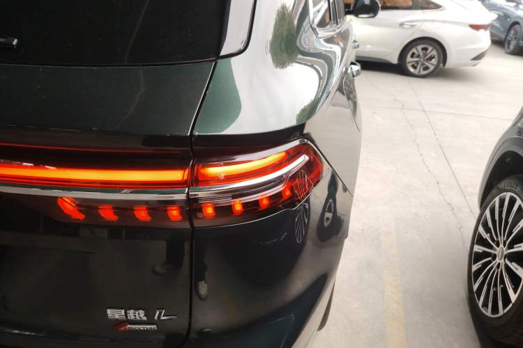 Used Geely Auto Monjaro L 2025 Dongfang Yao 2.0TD Automatic All-Wheel-Drive Wangyue Edition
