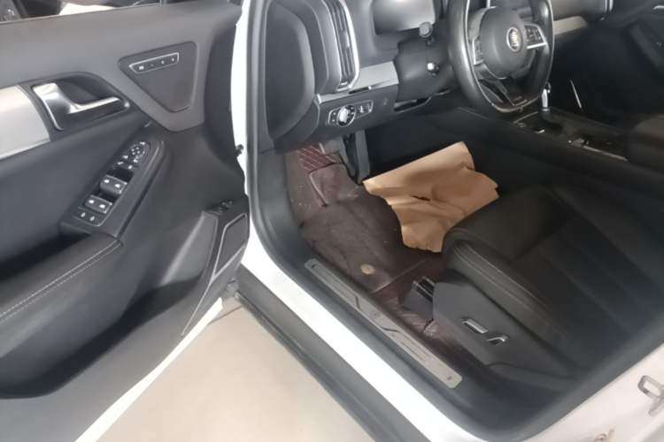Used BYD Tang 2019 2.0T Automatic SmartConnect Luxury 7-Seater China VI Standard