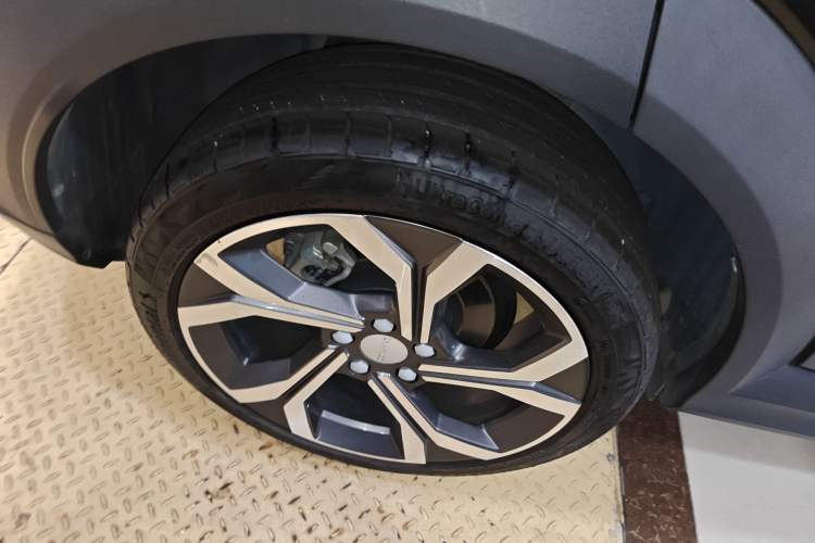 Used Lynk & Co 06 2023 Remix 1.5T Hero
