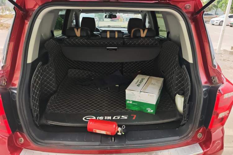 Used GAC Trumpchi GS7 2017 320T Two-Wheel-Drive Luxury Smart Connectivity Model