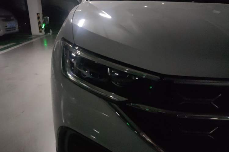 Used Volkswagen Tayron 2023 330TSI Two-Wheel-Drive Luxury Plus Advanced Version
