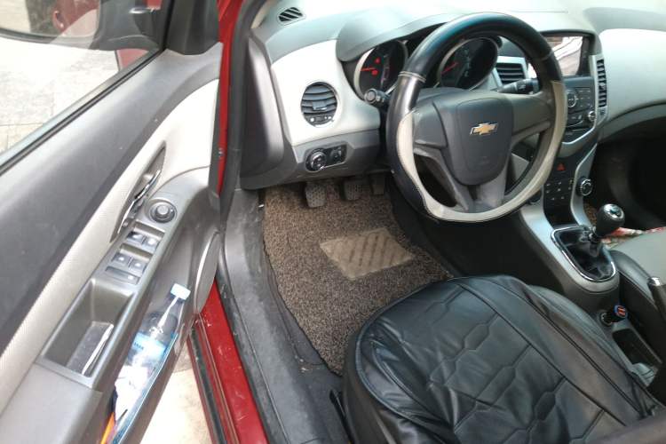 Used Chevrolet Cruze 2012 1.6L SE MT