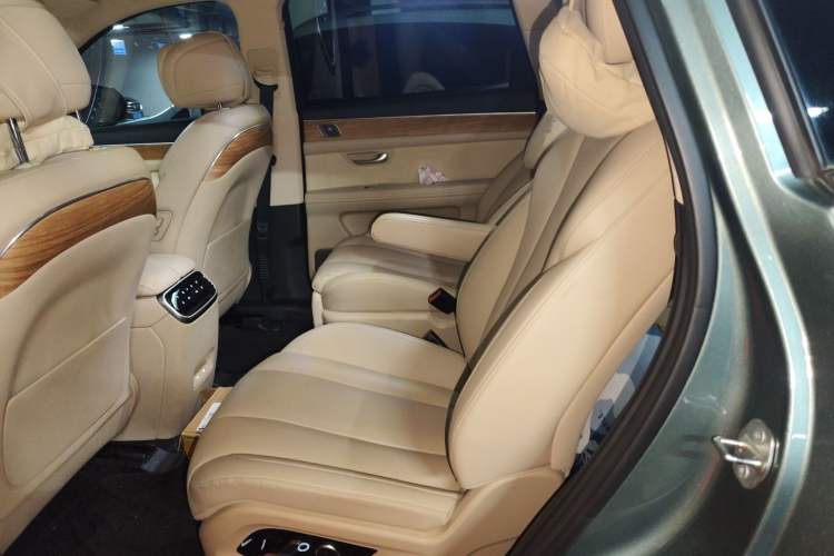 Used Hima AITO M7 2022 1.5T Four-Wheel Drive Luxury Edition
