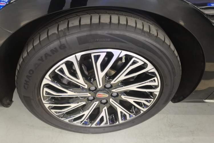 Used Hongqi H5 2024 2.0T Automatic Smart Connect Flagship Edition
