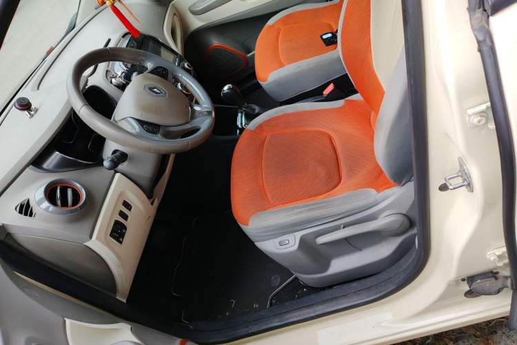 Used Renault Captur 2015 1.2T Automatic Comfort First Edition
