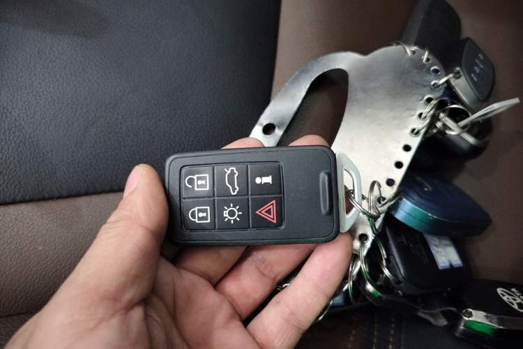 Used Volvo XC60 2017 T5 AWD Smart Upgrade Edition