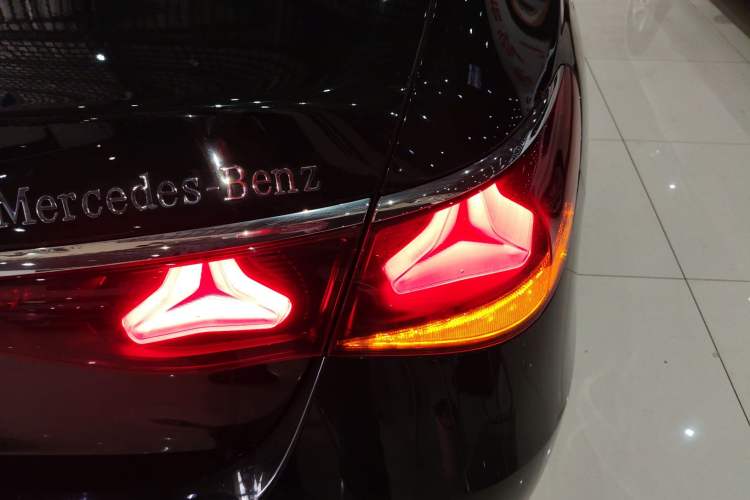 Used Mercedes-Benz E-Class 2024 E 260 L
