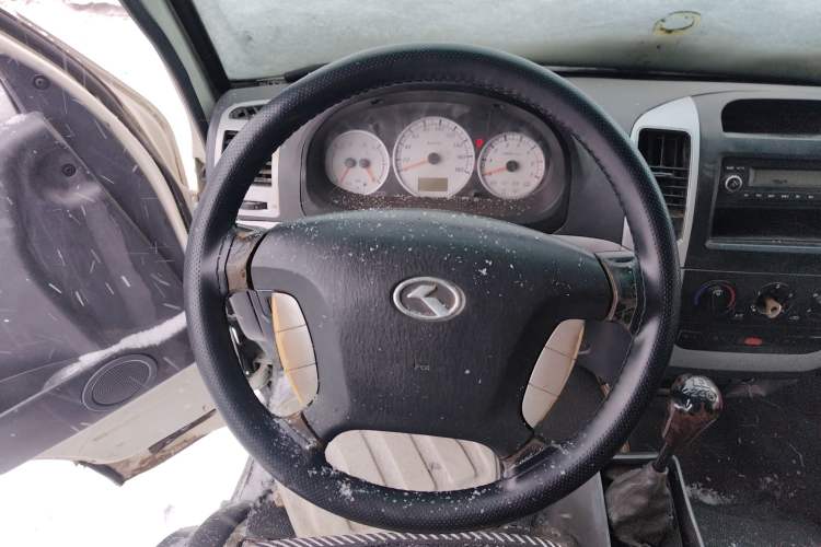 Used King Long Golden Way 2016 2.0L Value-Plus Edition 4G20
