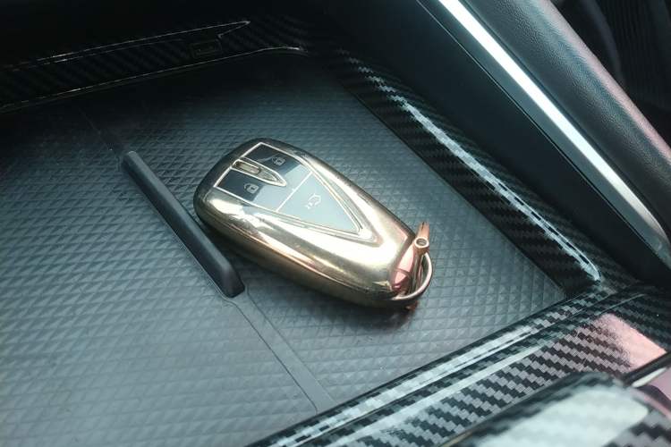 Used Changan UNI-T 2020 1.5T Prestige Version
