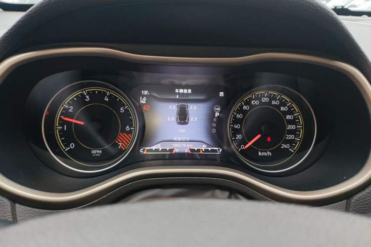 Used Jeep Cherokee 2014 2.4L Urban Edition