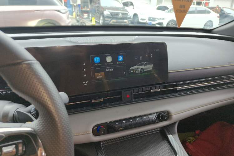 Used GAC Trumpchi EMPOW 2023 270T DCT J15 Version