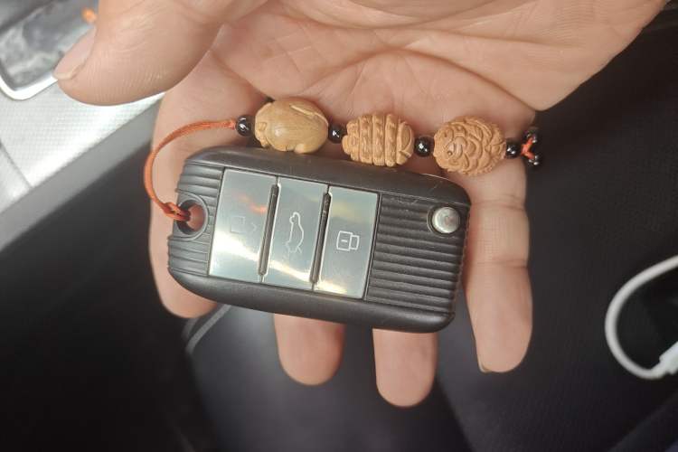 Used Roewe RX5 2016 20T Two-Wheel Drive Automatic Internet Smart Edition