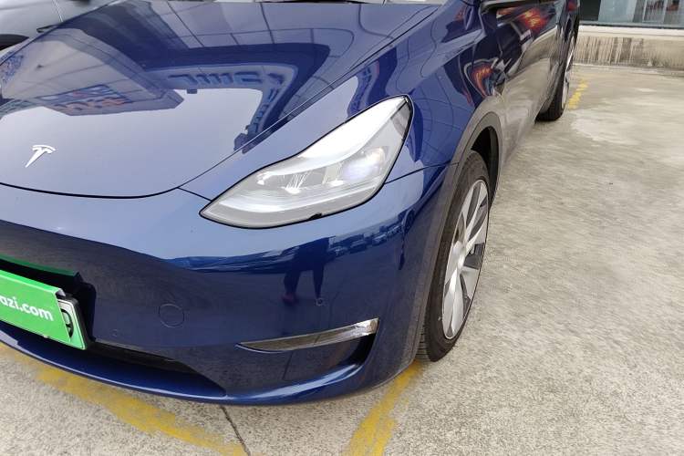 Used Tesla Model Y 2021 Standard Range Rear-Wheel Drive Version