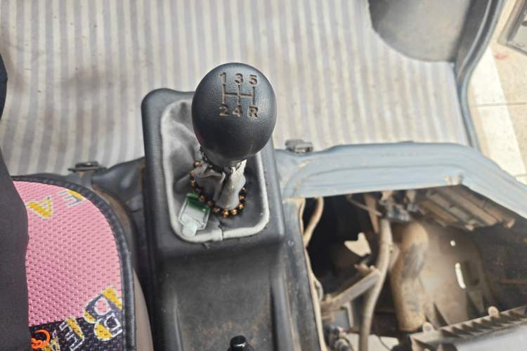 Used Wuling Zhiguang 2015 1.2L Practical LS-I Model
