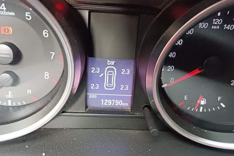 Used Haval H6 2015 Revised Version Sport Edition 1.5T Manual Transmission Two-Wheel Drive Elite Grade